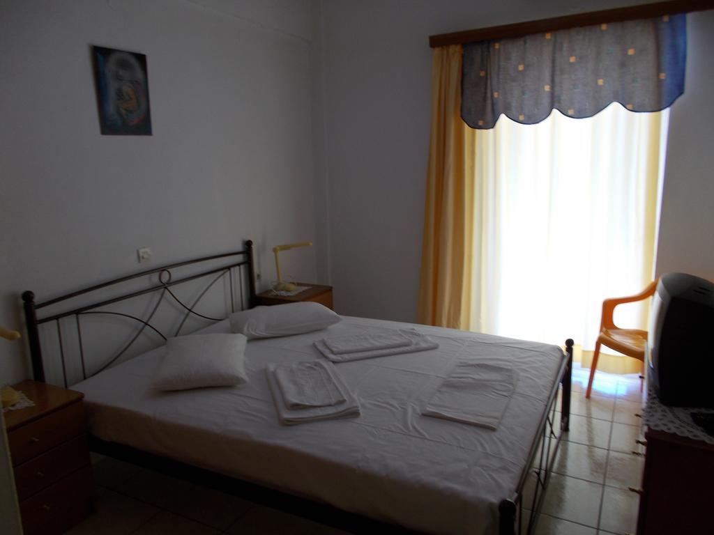 Helios&Thalassa Rooms Loutrá Edipsoú Eksteriør bilde